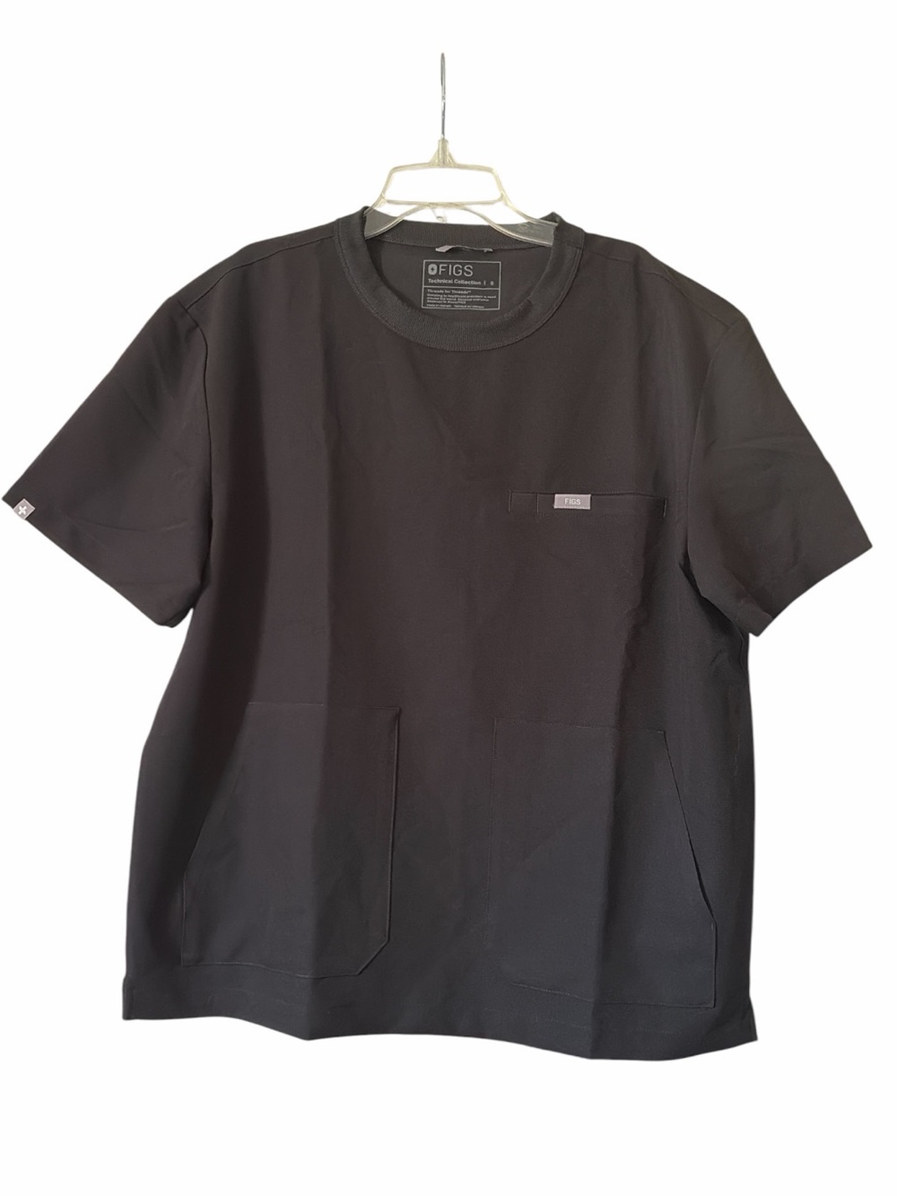 Figs Men’s Three pocket crew neck